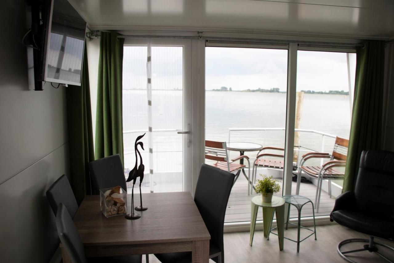 Houseboat Uitzicht Over Veluwemeer, Natuurlokatie, Prachtige Vergezichten Біддінґейзен Екстер'єр фото