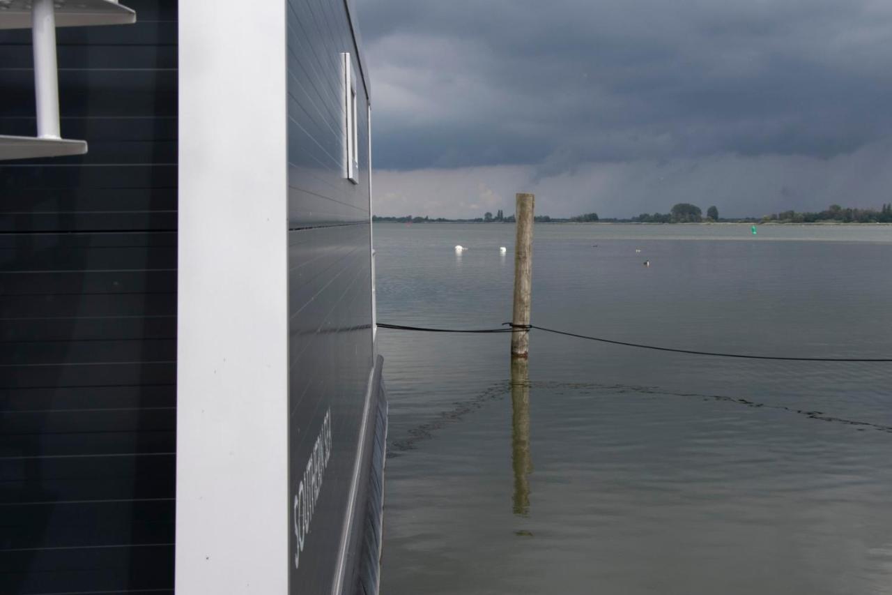 Houseboat Uitzicht Over Veluwemeer, Natuurlokatie, Prachtige Vergezichten Біддінґейзен Екстер'єр фото